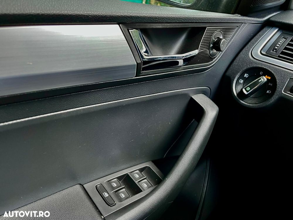 Skoda RAPID 1.0 TSI Style - 6