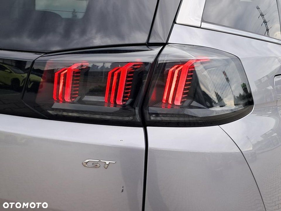 Peugeot 5008 - 10