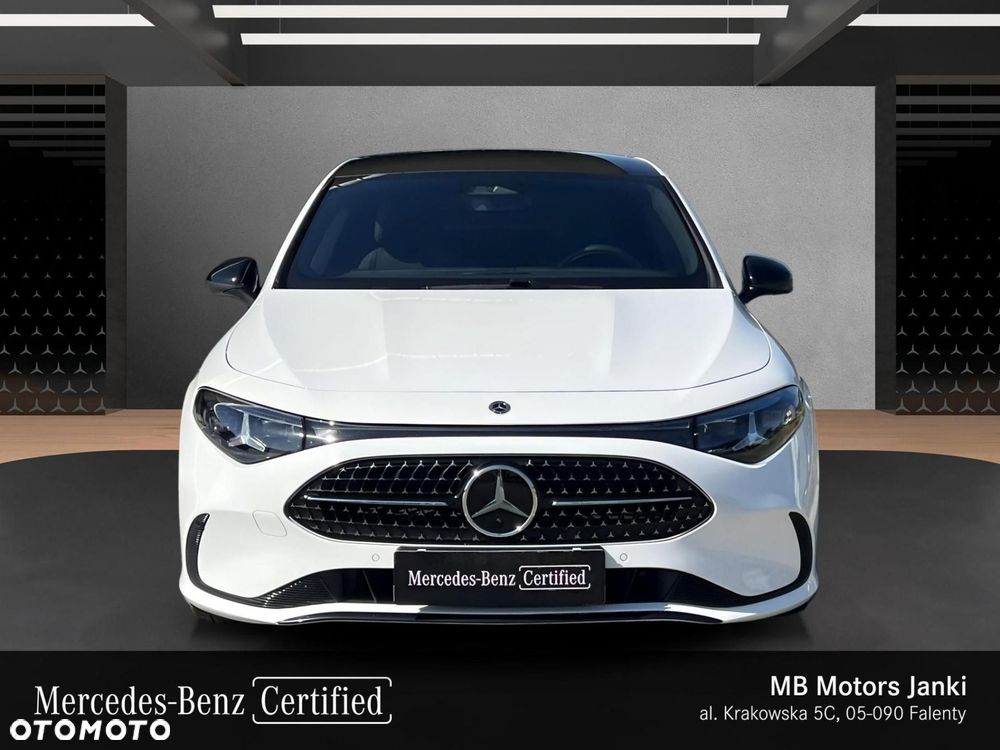 Mercedes-Benz CLA 200 mHEV 8G-DCT - 9