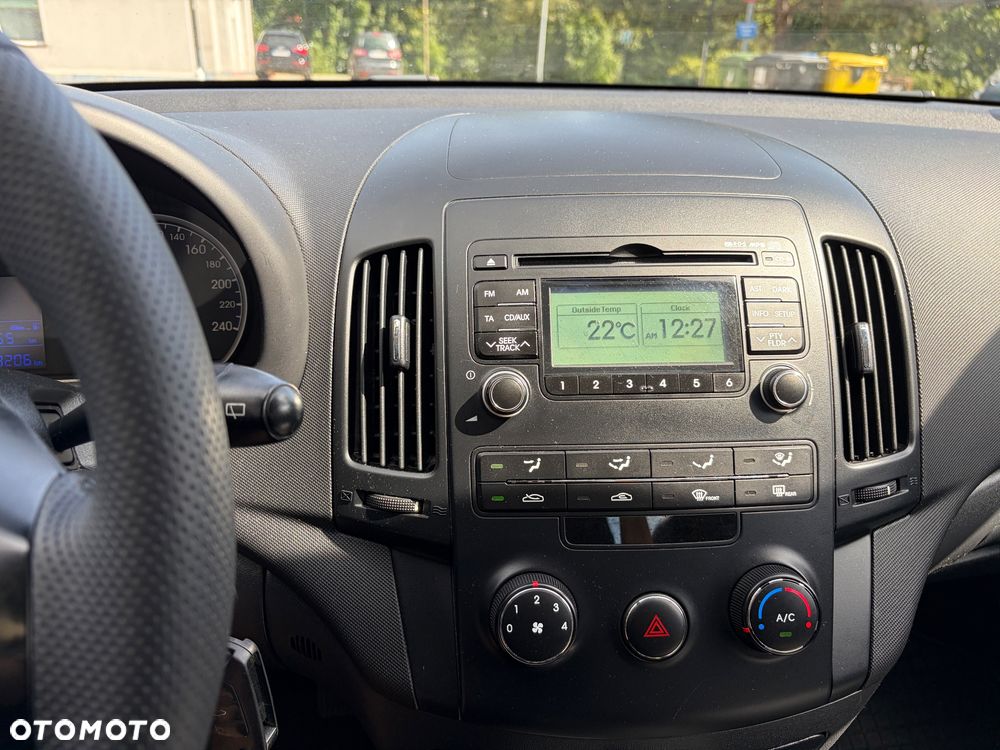 Hyundai i30 i30cw 1.4 blue Comfort - 21
