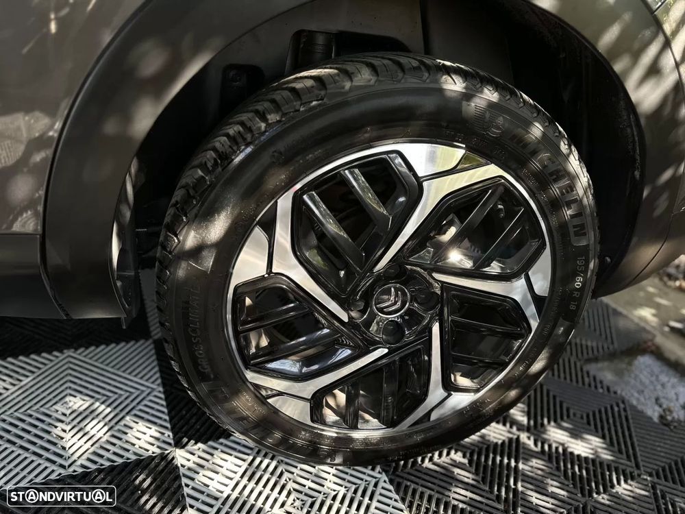 Citroën C4 PureTech 130 Stop&Start EAT8 SHINE - 3