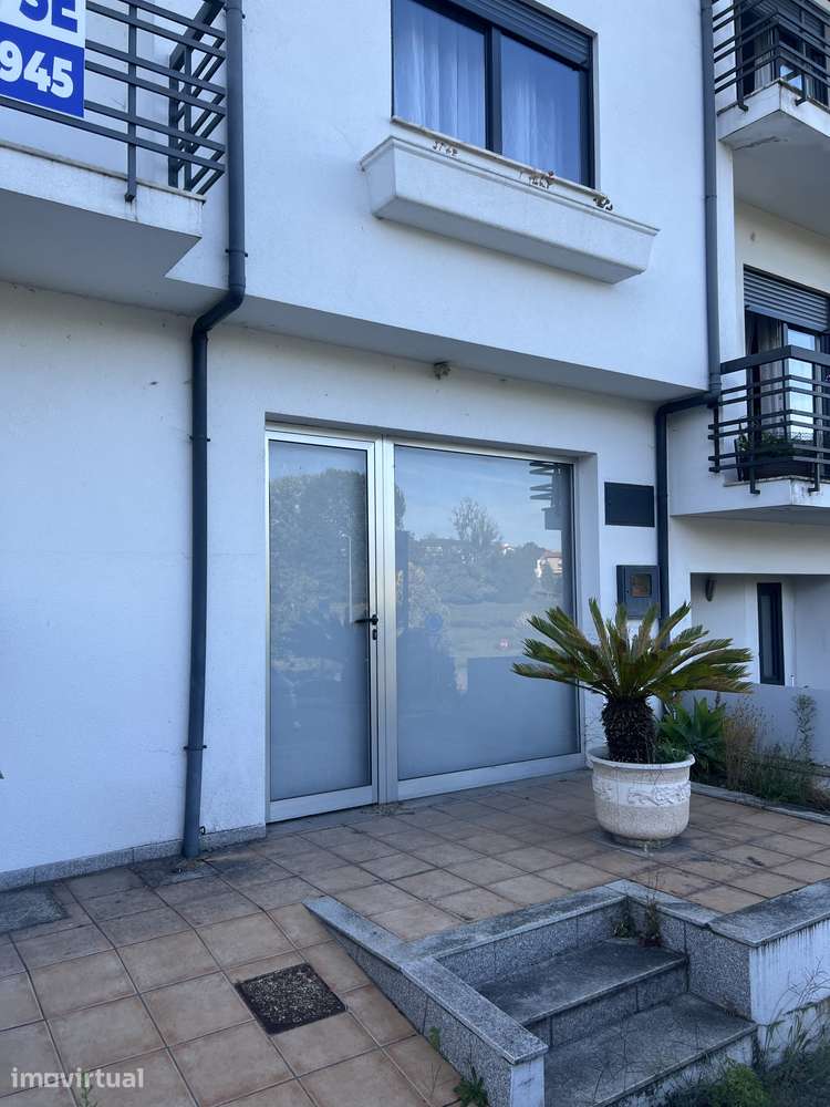 Moradia T4 com Jardim e Garagem em Braga - Grande imagem: 4/6