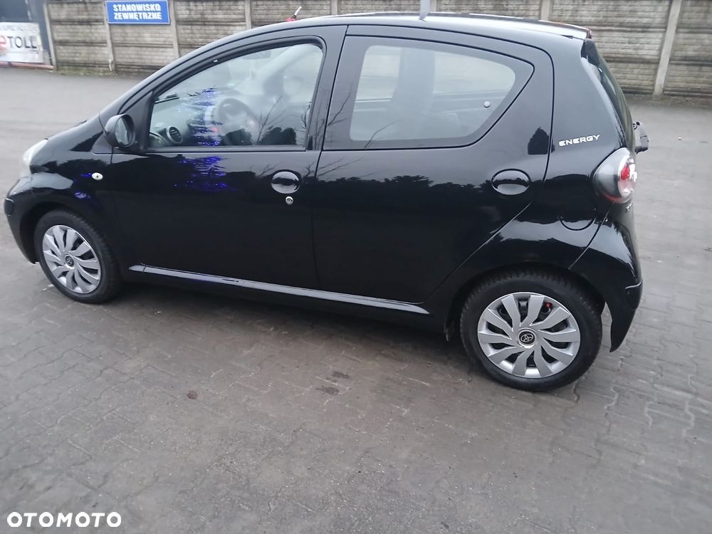 Toyota Aygo - 14