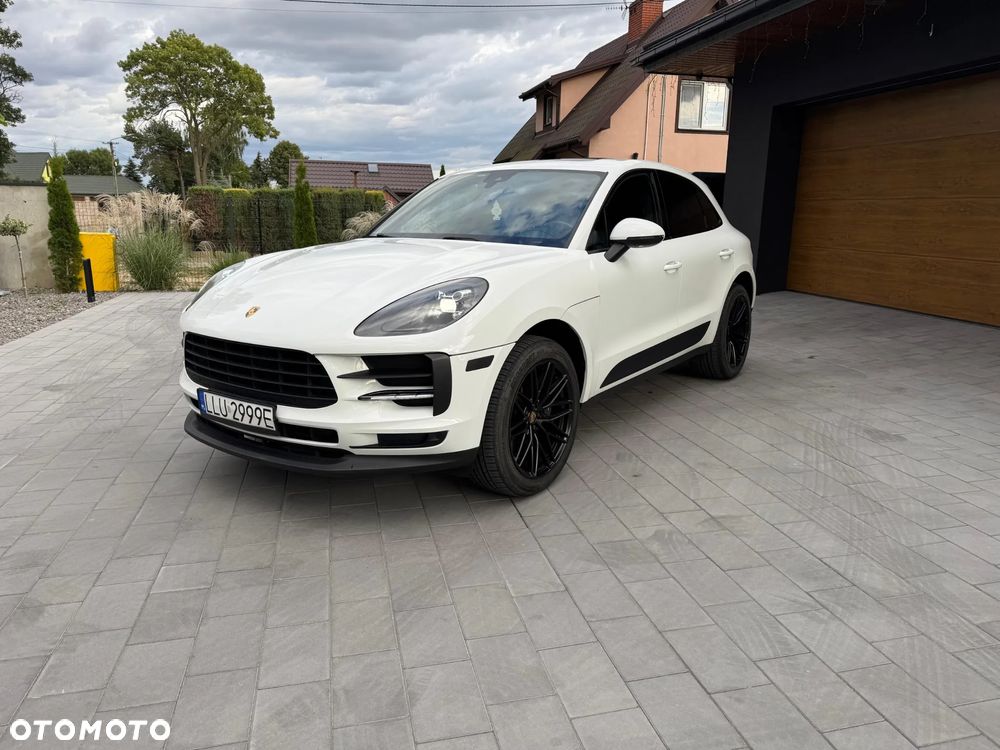 Porsche Macan Standard - 2