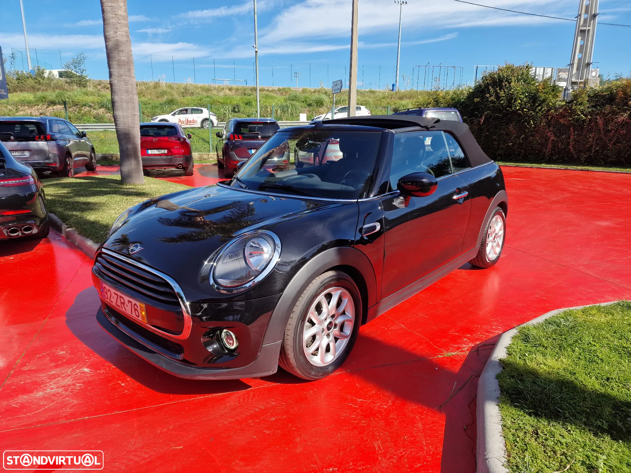 MINI Cabrio Cooper Auto - 7