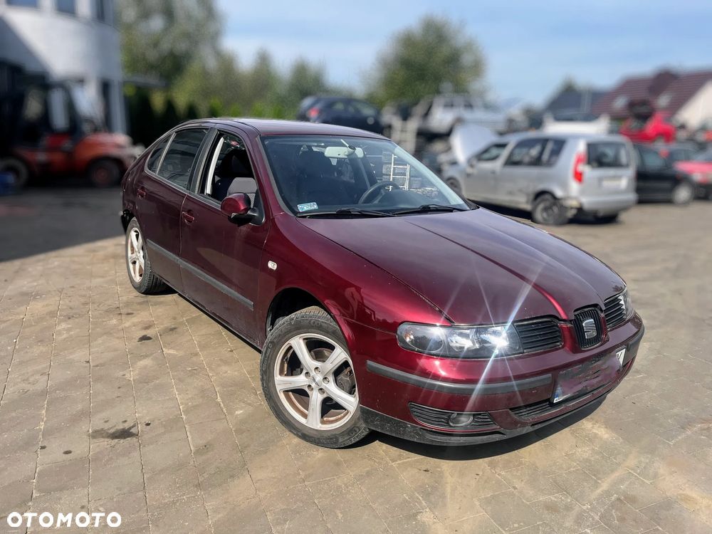 Seat Leon 1,6 16 105 koni 2003 na części - 2
