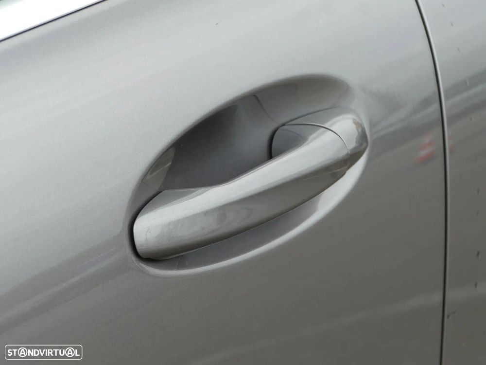 Mercedes-Benz GLB 180 d AMG Line - 6