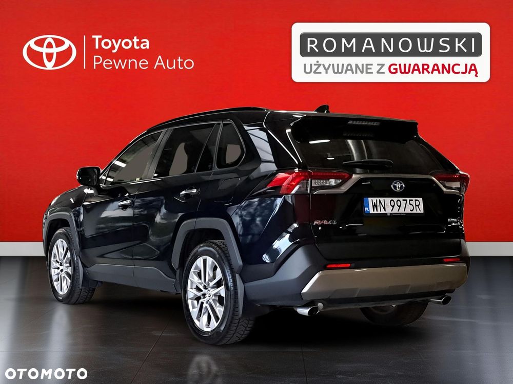Toyota RAV4 - 8