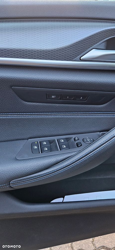 BMW Seria 5 520d xDrive M Sport sport - 15