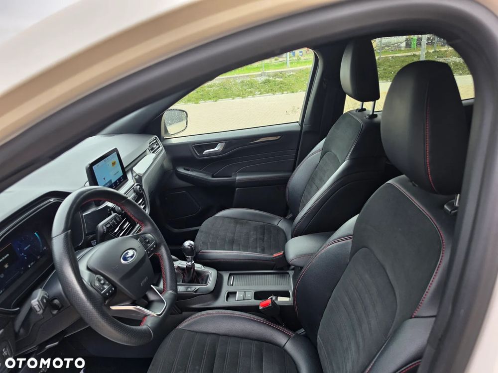 Ford Kuga 1.5 EcoBoost FWD ST-Line - 7
