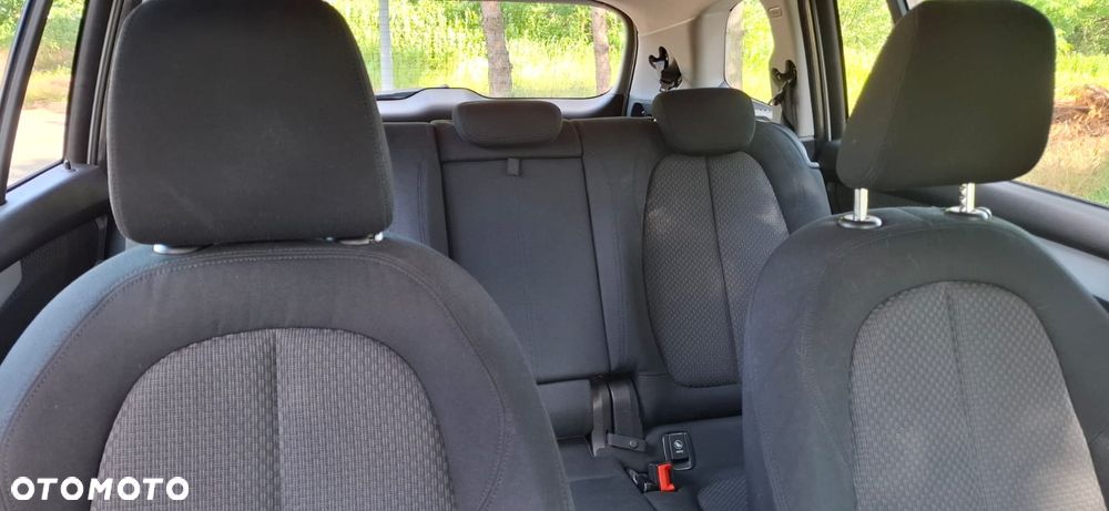 BMW Seria 2 218d xDrive Sport Line sport - 8