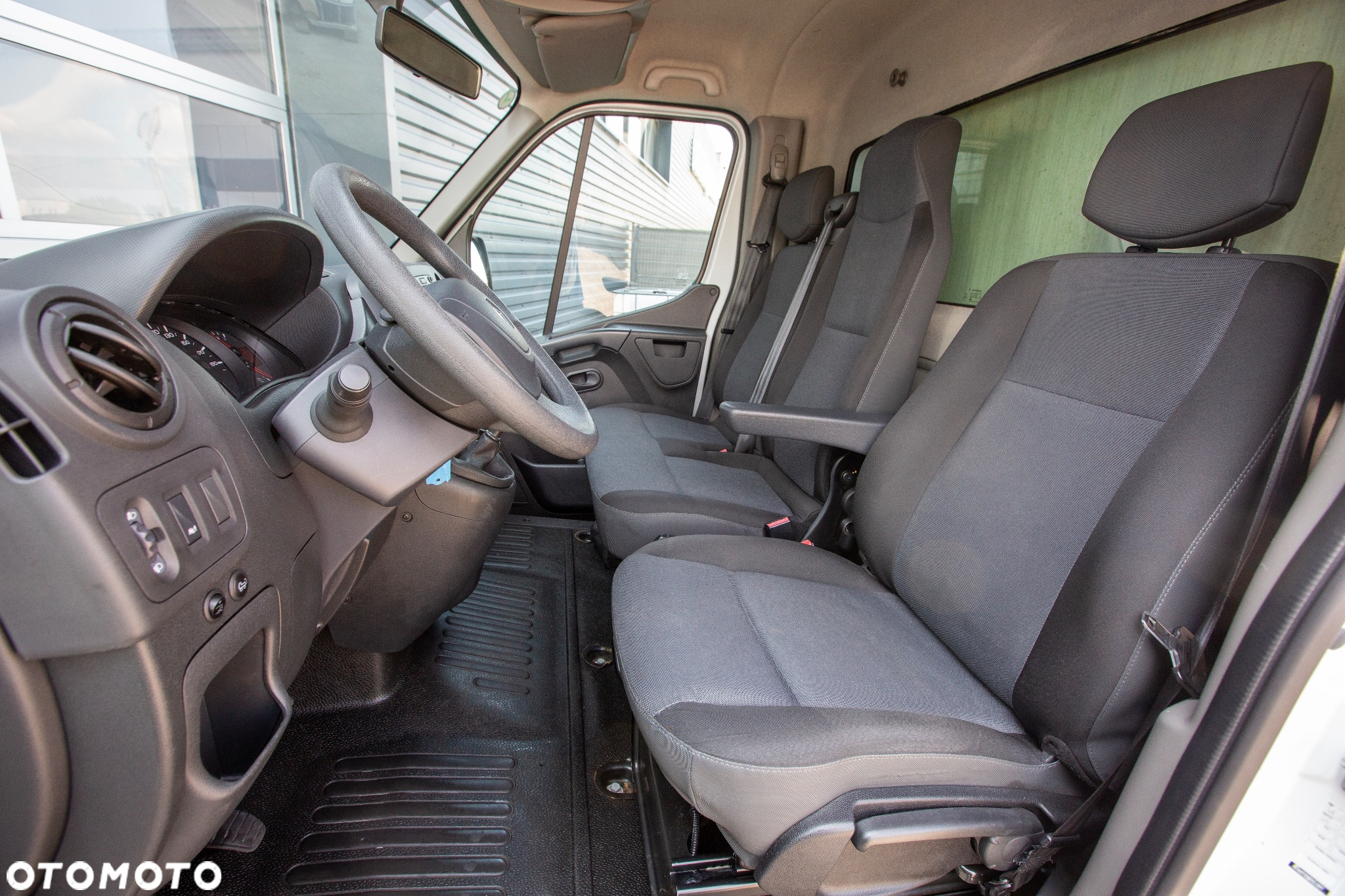 Renault Master 2.3 KONTENER + WINDA *Silnik 1-Turbo* - 14