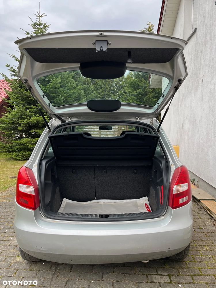 Skoda Fabia 1.2 HTP Ambiente - 6