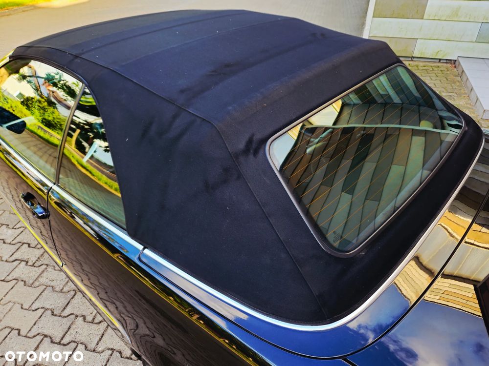 BMW Seria 3 323Ci - 32