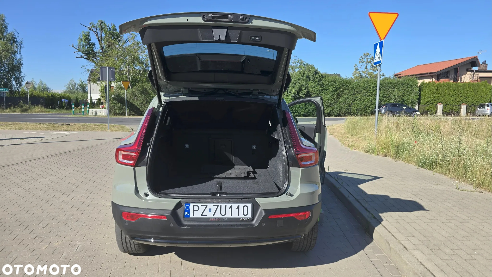 Volvo XC 40 B5 B AWD Ultimate Dark - 5