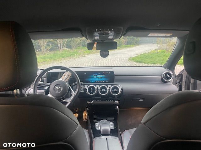 Mercedes-Benz Klasa A 180 d AMG Line 8G-DCT - 35