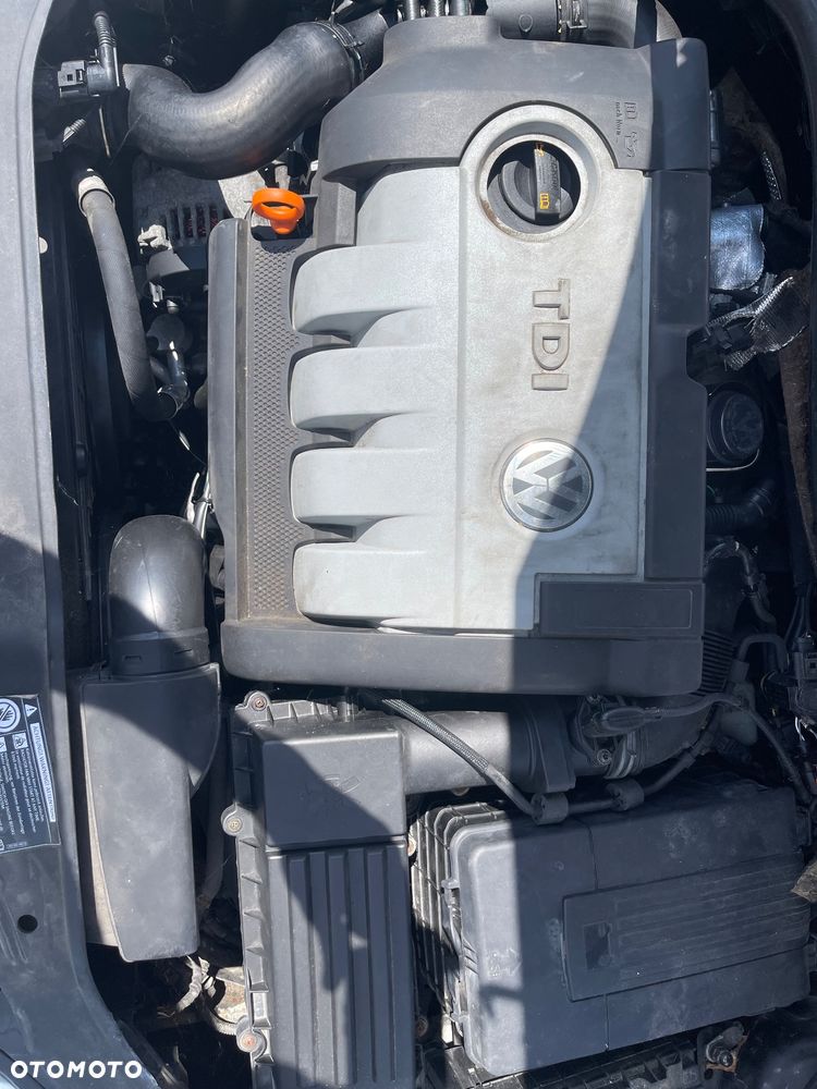 Volkswagen Golf - 12