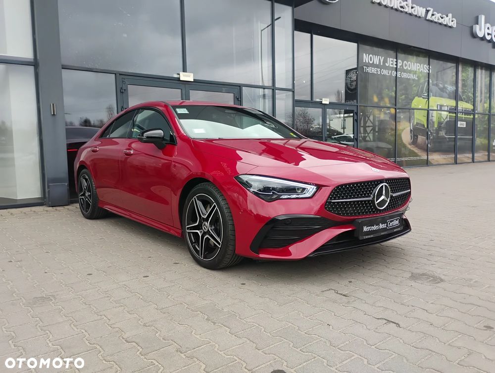 Mercedes-Benz CLA 200 AMG Line 7G-DCT - 3