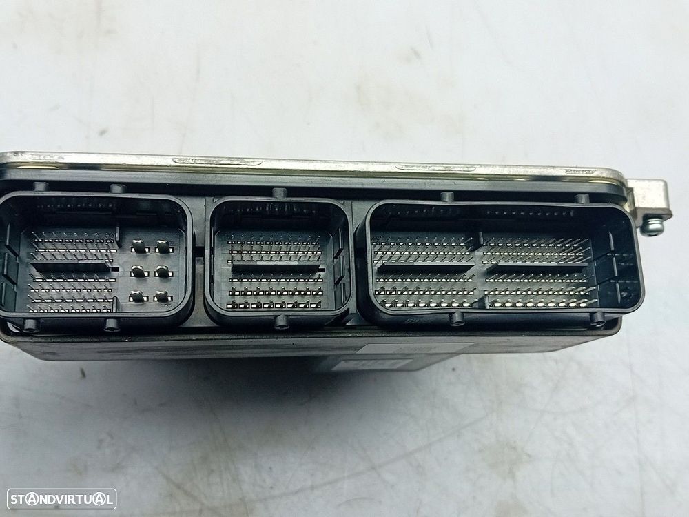 Centralina motor / ECU VOLVO V60 II Cross Country (227) - 3