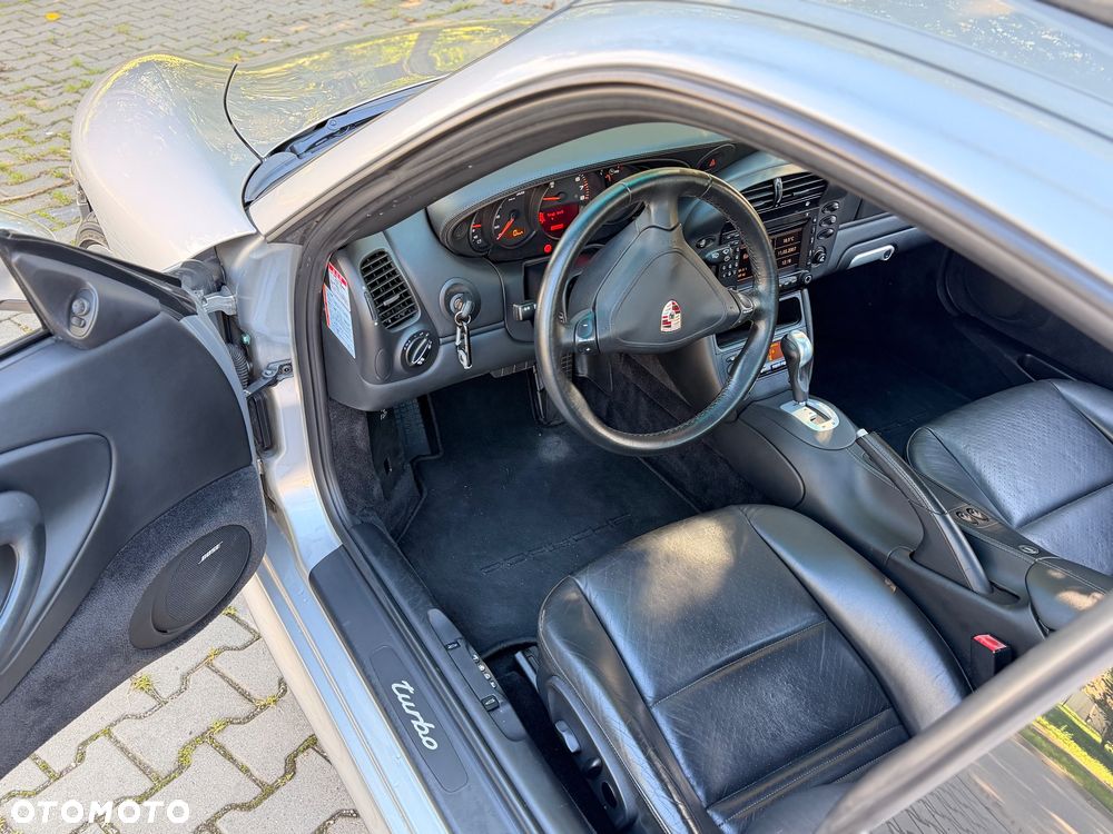 Porsche 911 - 18