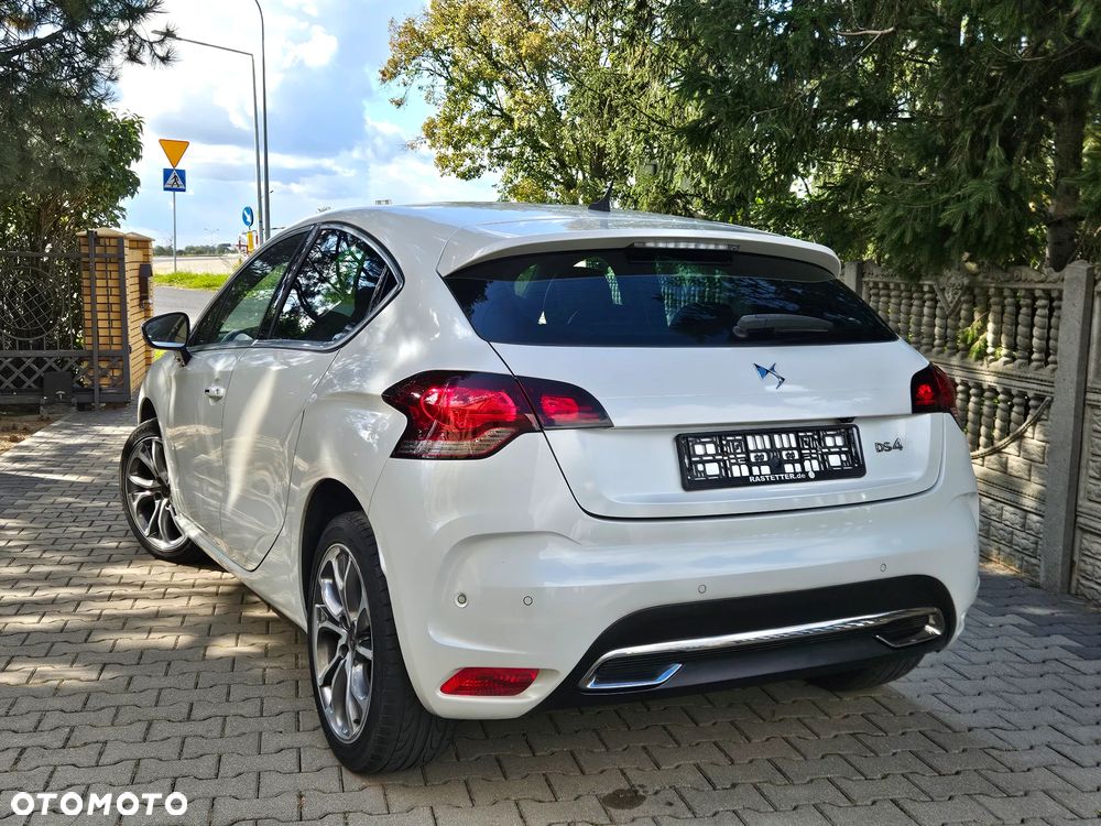 Citroën DS4 Cross 1.6 BlueHDi Be Chic S&S EAT6 - 7