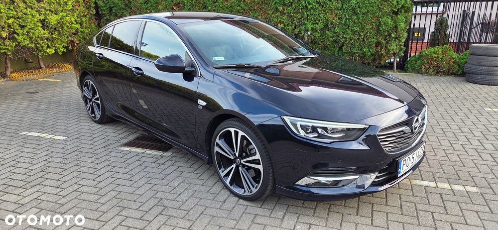 Opel Insignia - 22