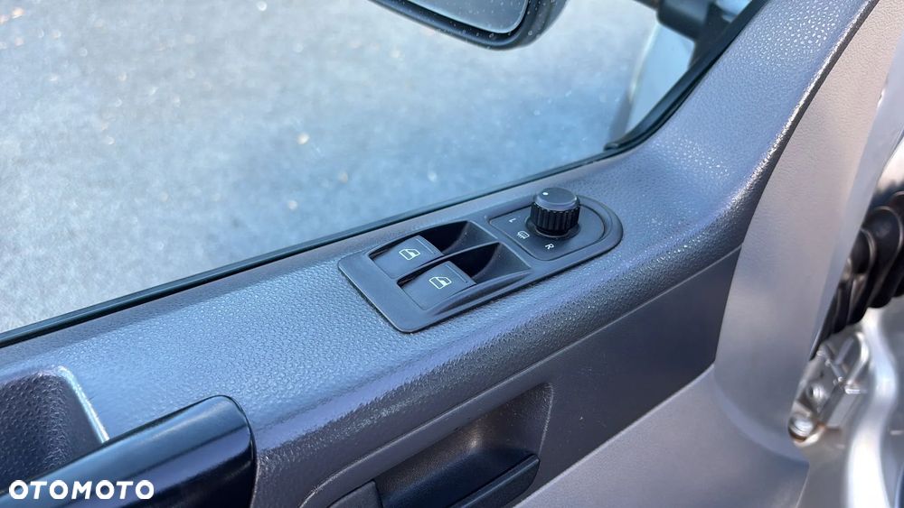 Volkswagen Transporter T5 - 8