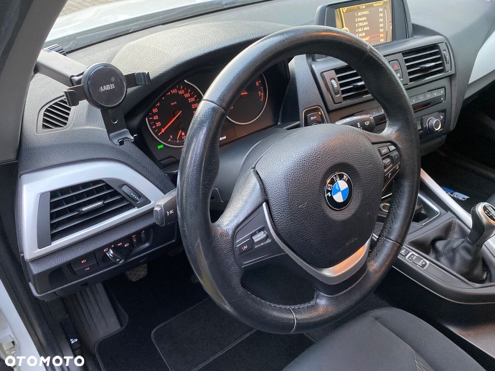 BMW Seria 1 118i - 35