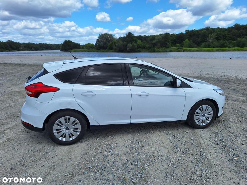 Ford Focus 1.5 TDCi Trend - 8
