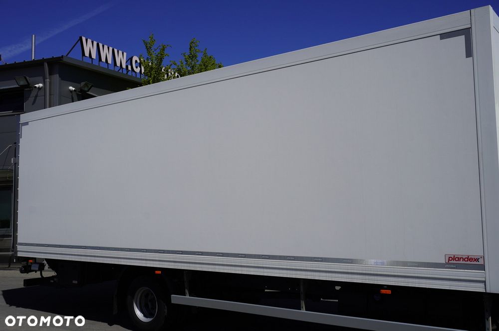 DAF LF 12.210 kontener 18 palet z windą / 50 tys.km /2024_245461 - 10