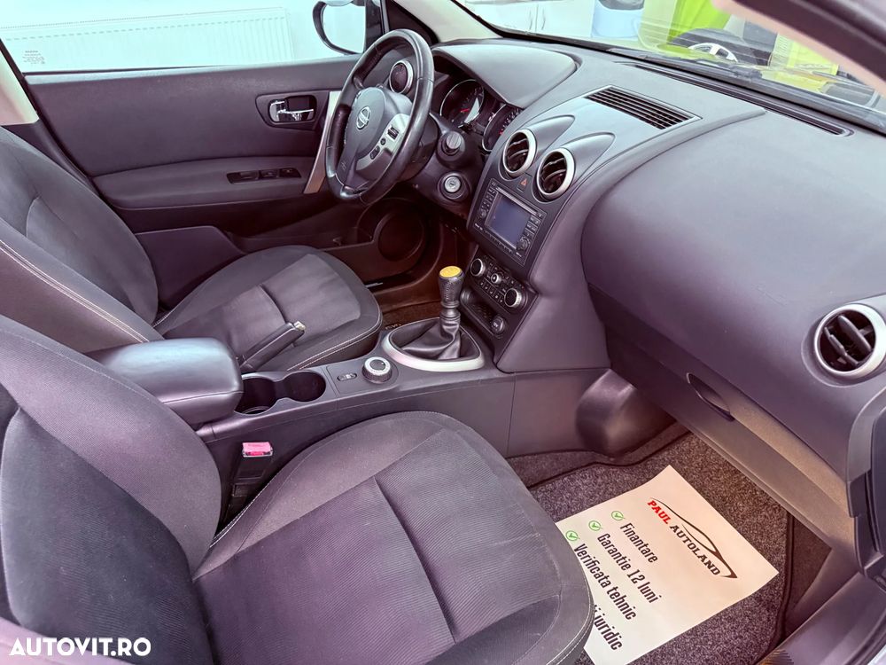 Nissan Qashqai 2.0 DCI 4 x 4 DPF tekna - 15