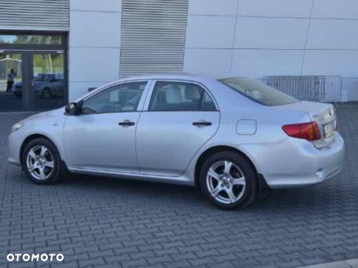 Toyota Corolla 1.4 VVT-i Terra - 26