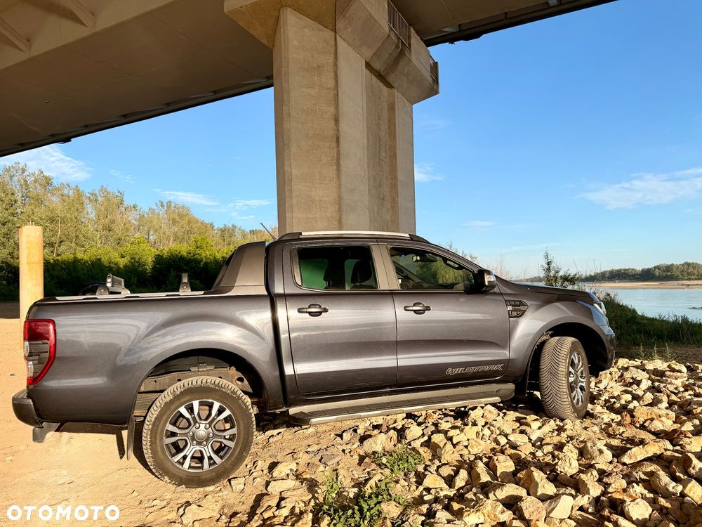 Ford Ranger 2.0 EcoBlue 4x4 DC Wildtrak - 4