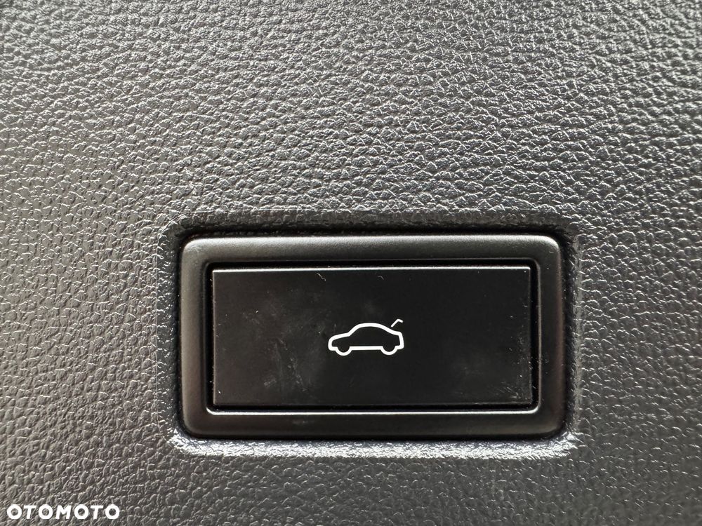 Volkswagen T-Roc 1.5 TSI GPF ACT Premium - 24