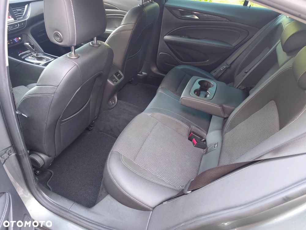 Opel Insignia 2.0 BiTurbo 4x4 Innovation - 13