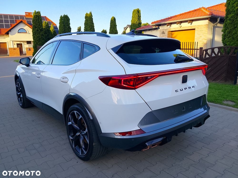 Cupra Formentor VZ 1.4 e-Hybrid DSG Tribe Edition - 3
