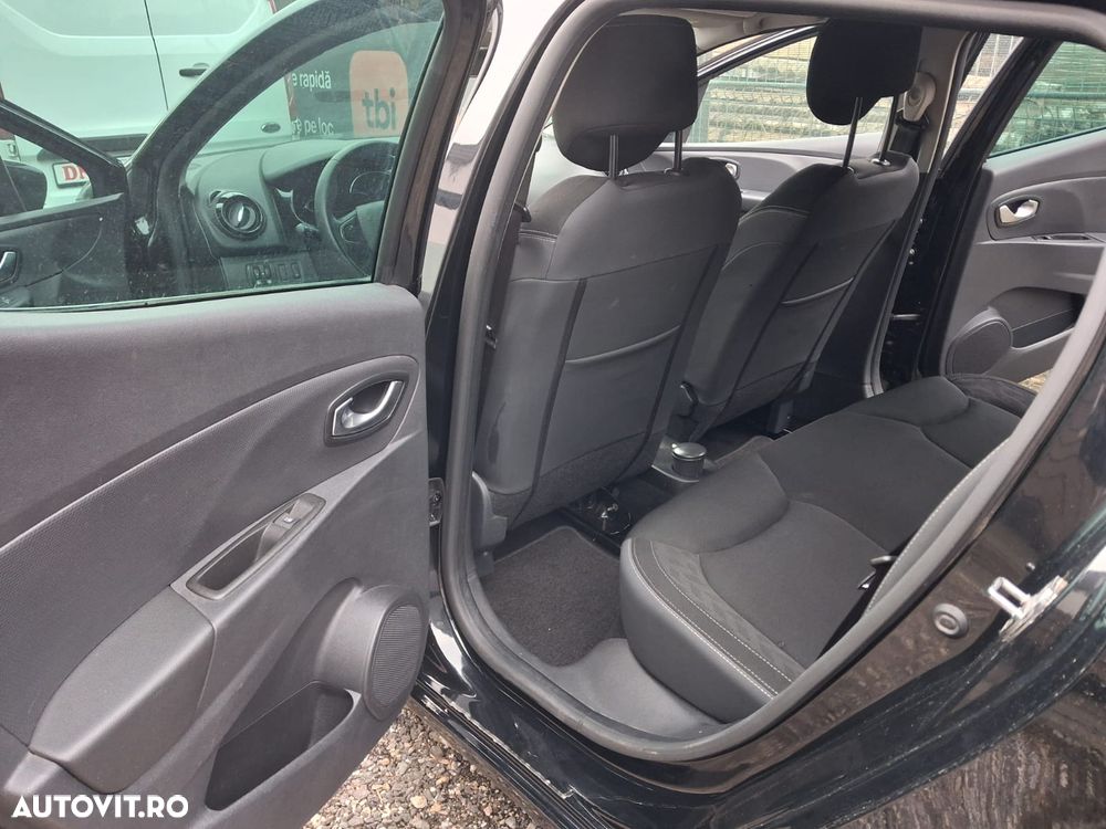 Renault Clio TCe 90 EVOLUTION - 14