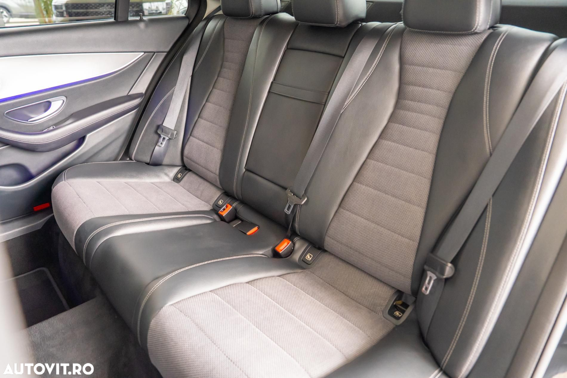 Mercedes-Benz E 200 d 9G-TRONIC AMG Line - 19