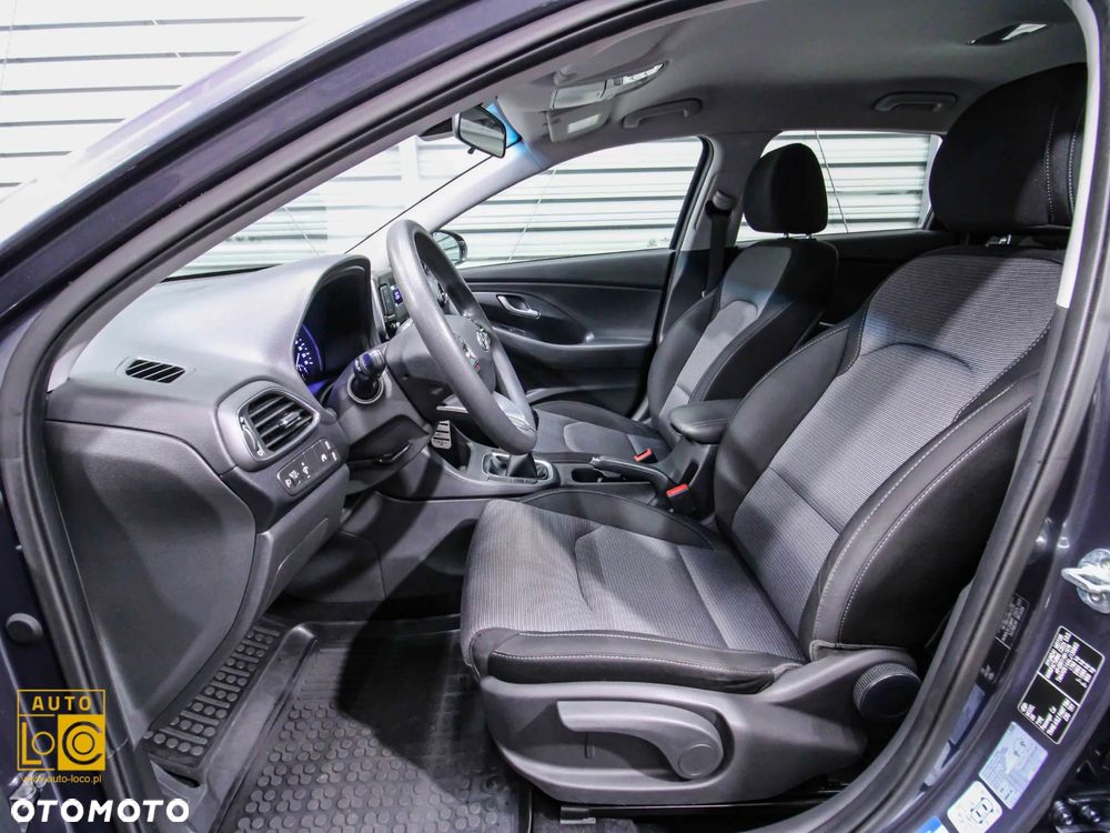 Hyundai i30 1.4 Comfort - 12