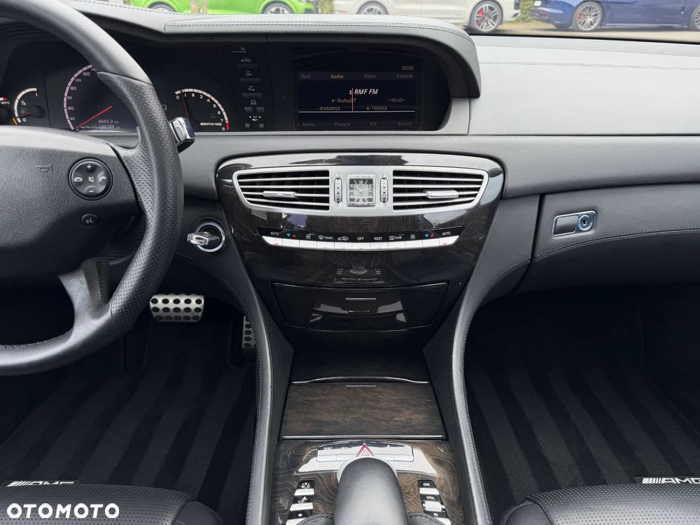 Mercedes-Benz CL 63 AMG 7G-TRONIC - 21