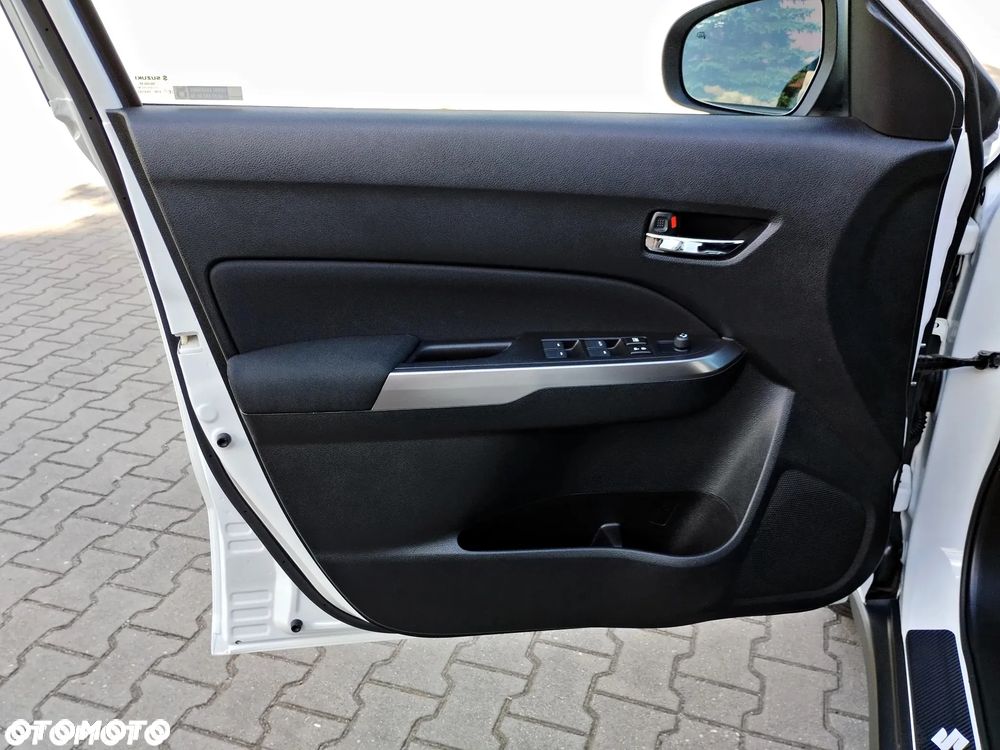 Suzuki Vitara - 23