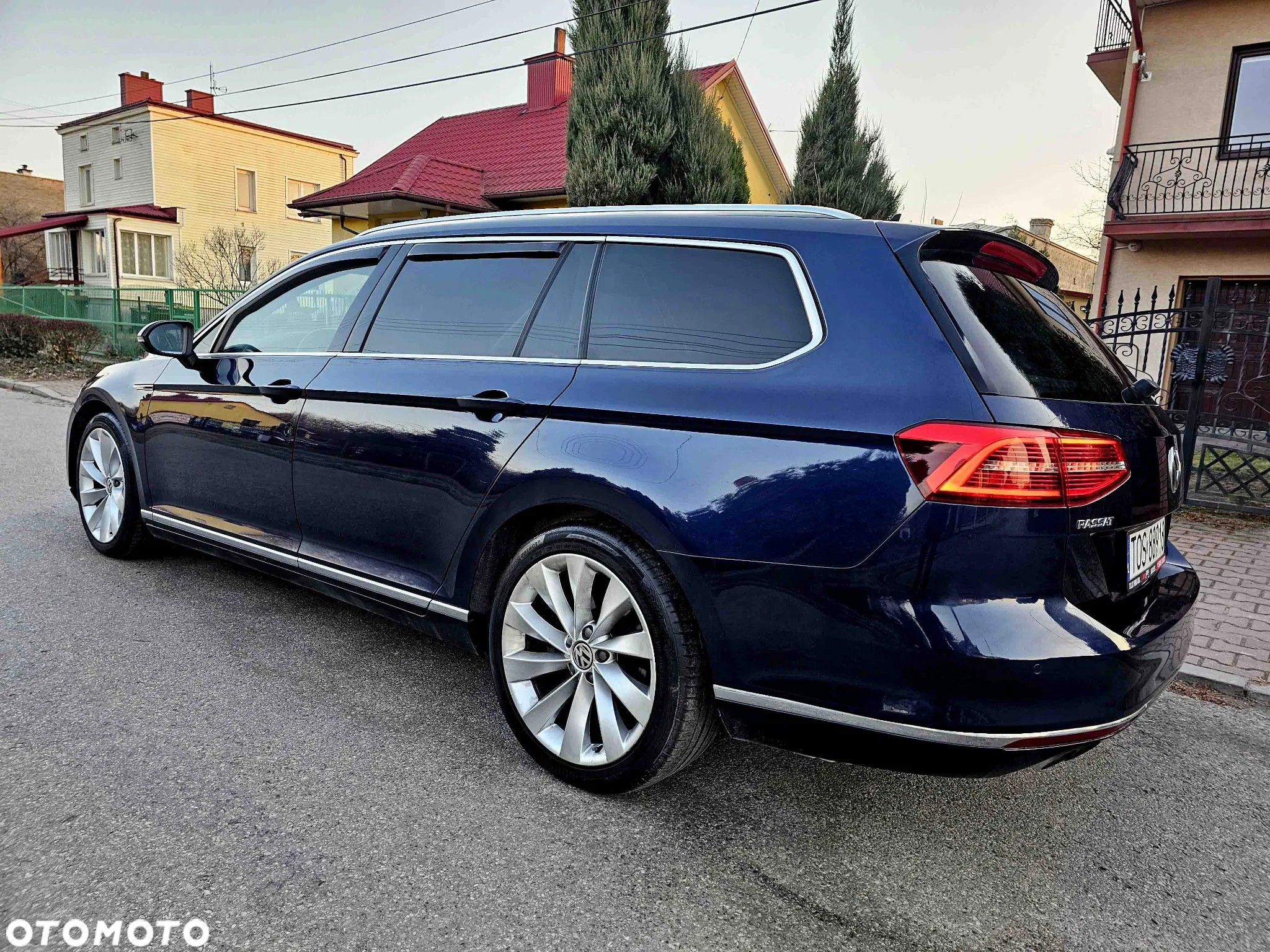 Volkswagen Passat Variant 2.0 TDI SCR 4Motion DSG Highline - 5