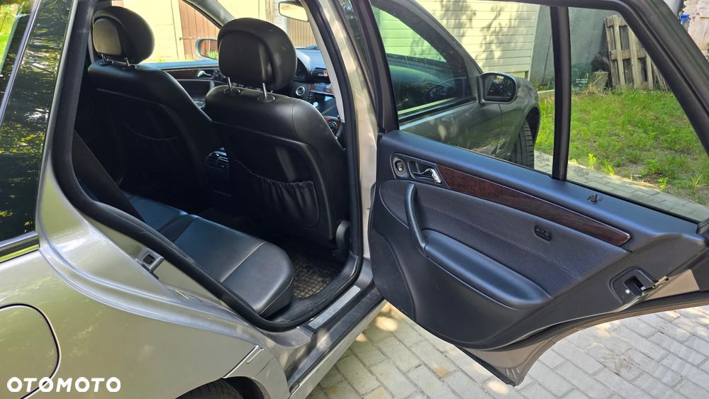 Mercedes-Benz Klasa C 320 CDI 7G-TRONIC Elegance - 18