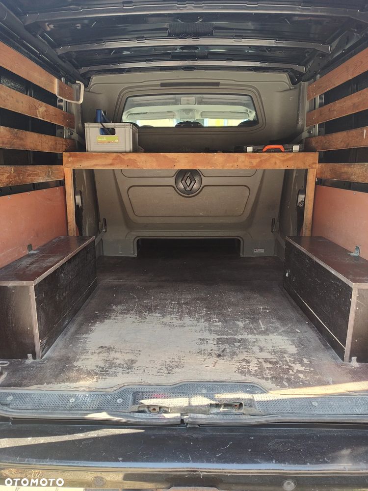 Renault Trafic - 11