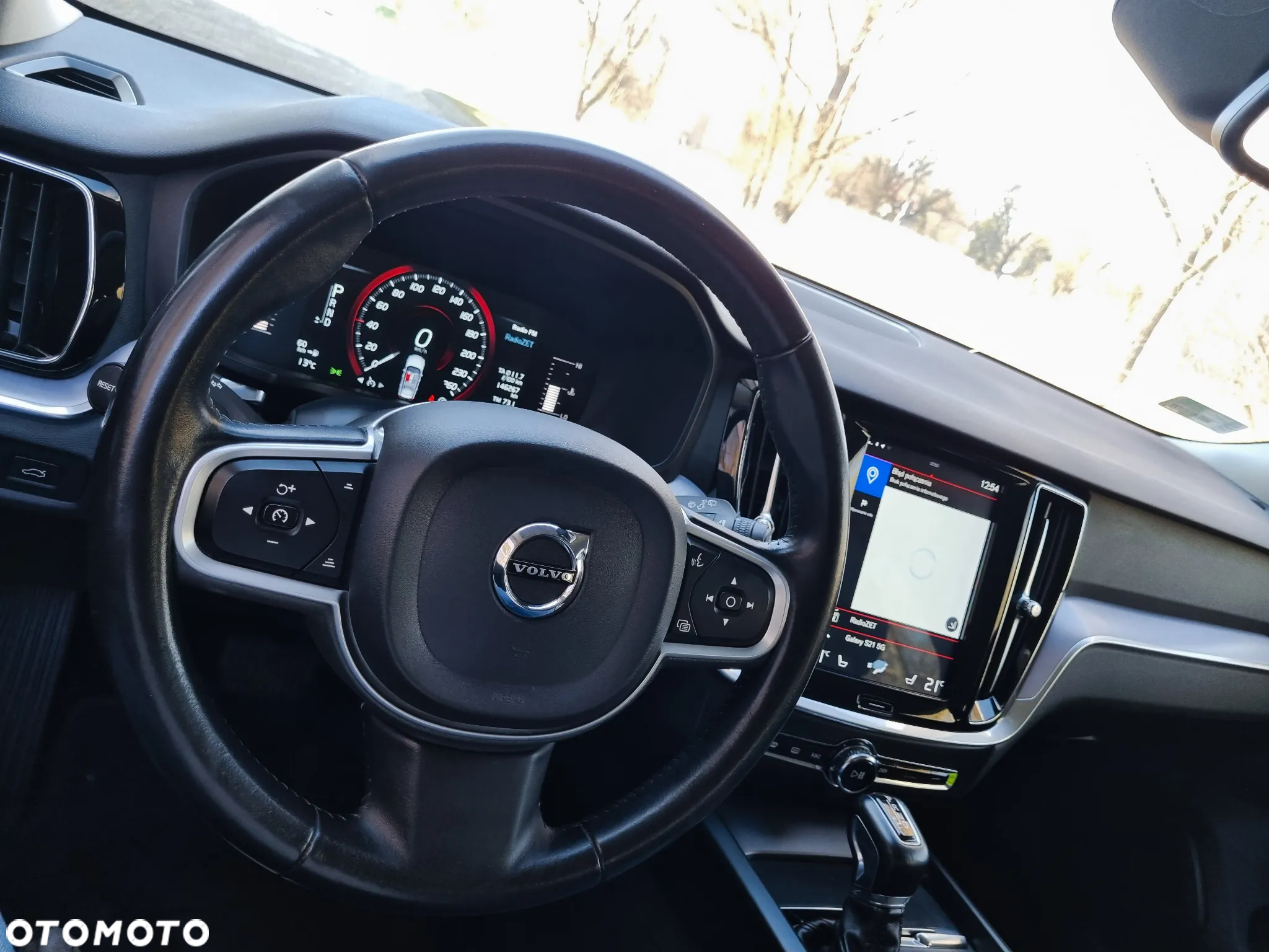 Volvo V60 D4 Momentum Pro - 27