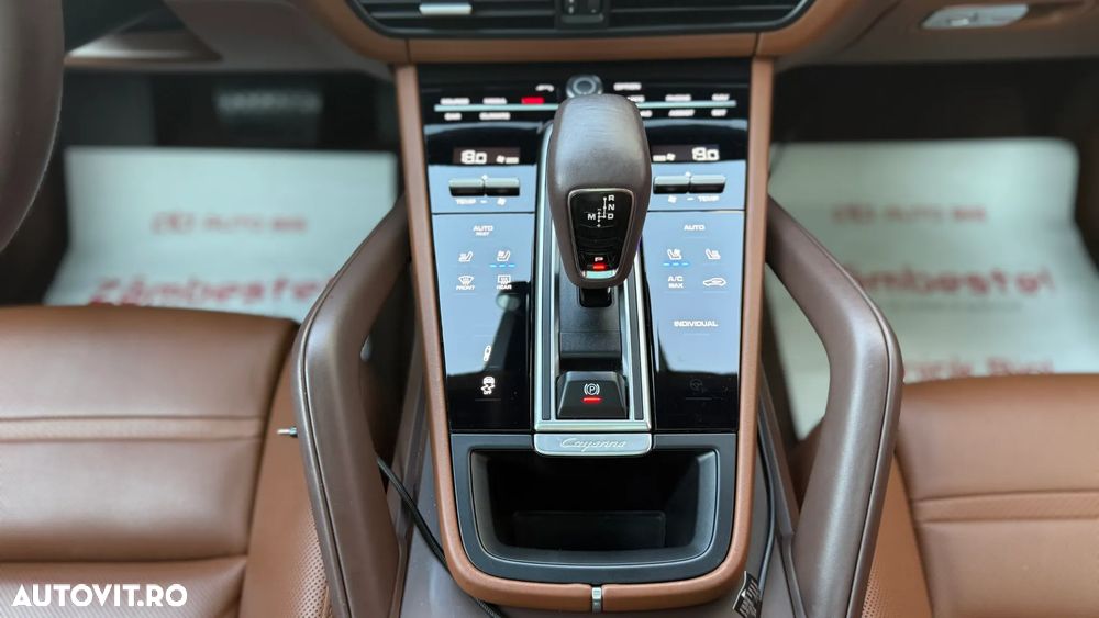 Porsche Cayenne E-Hybrid - 24