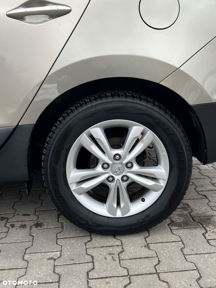 Hyundai ix35 1.7 CRDi Premium 2WD - 16