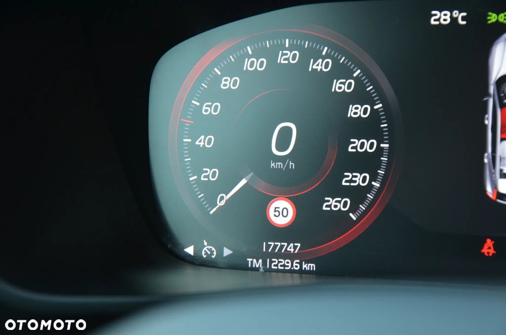 Volvo XC 40 T3 Momentum - 21