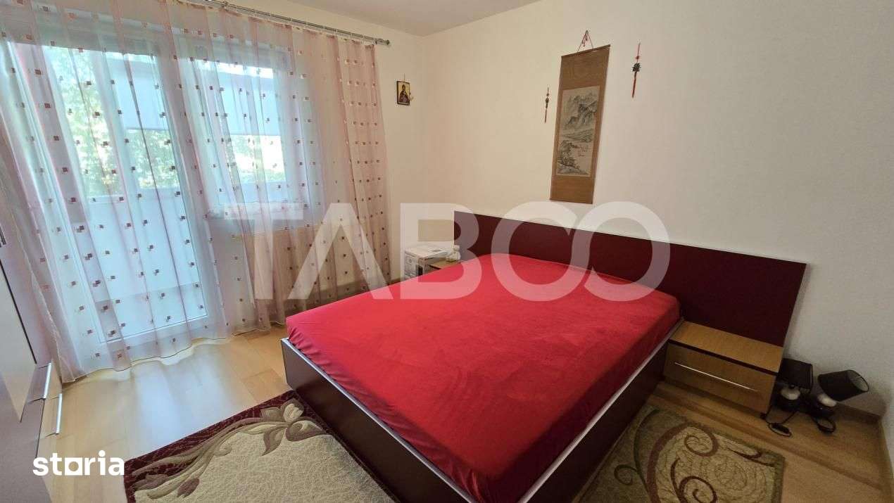 Apartament de vanzare 3 camere decomandate parcare zona Brana Selimbar — fotografia 1