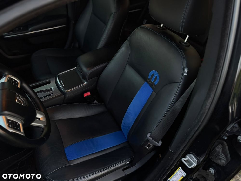 Dodge Charger - 8
